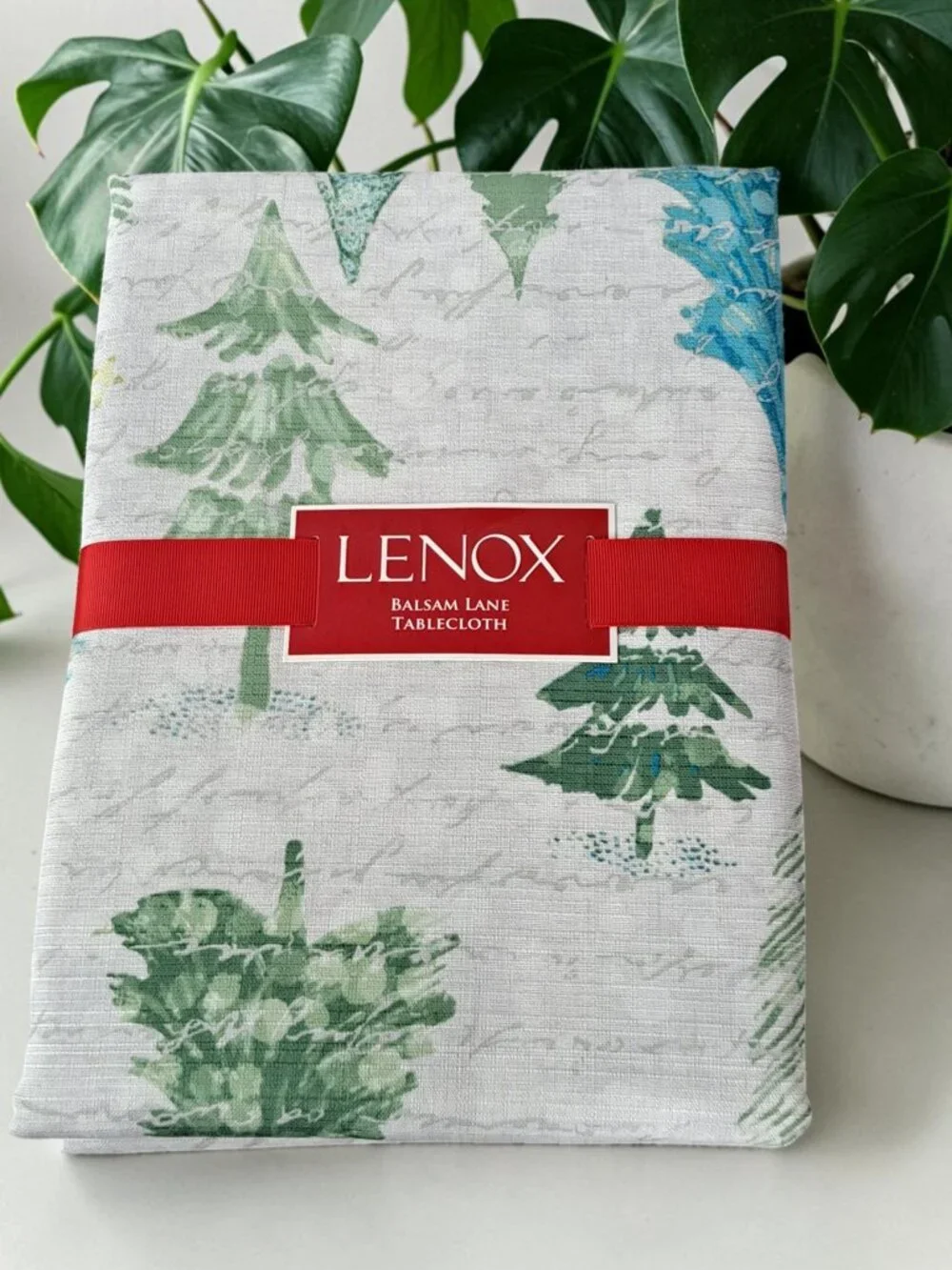 NWT - Lenox Holiday 60
